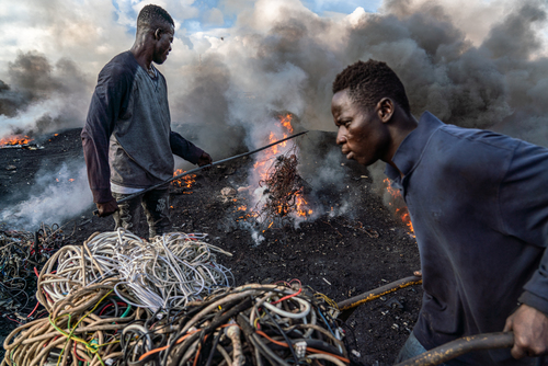 agbogbloshie-burning-ewaste